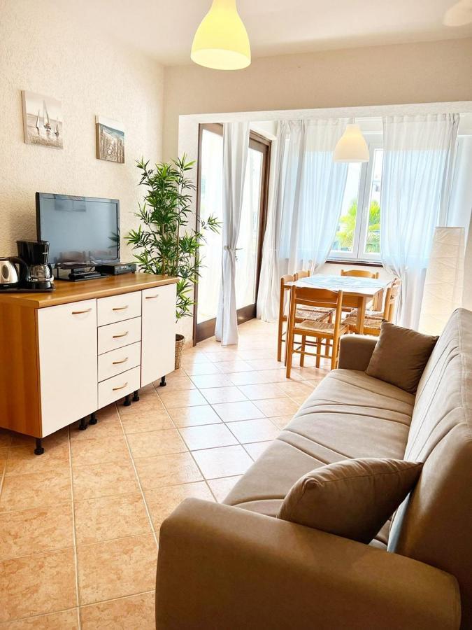 Villa Ortensie Apartments Funtana Exteriör bild