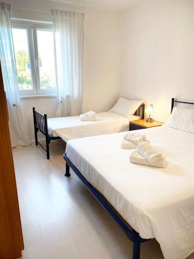 Villa Ortensie Apartments Funtana Exteriör bild