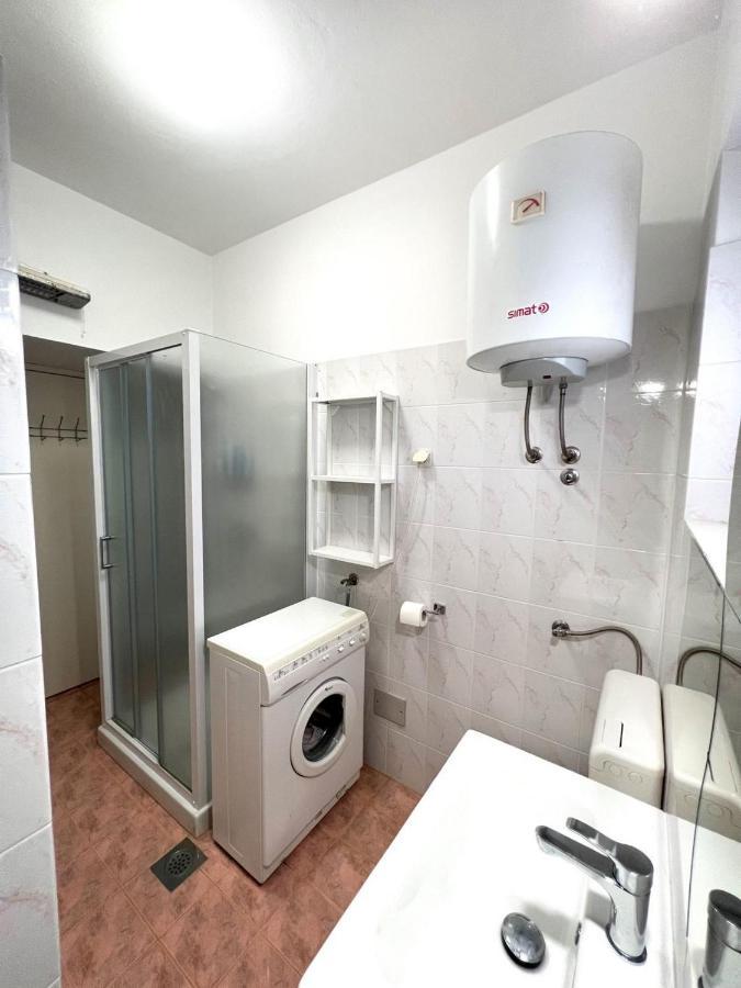 Villa Ortensie Apartments Funtana Exteriör bild